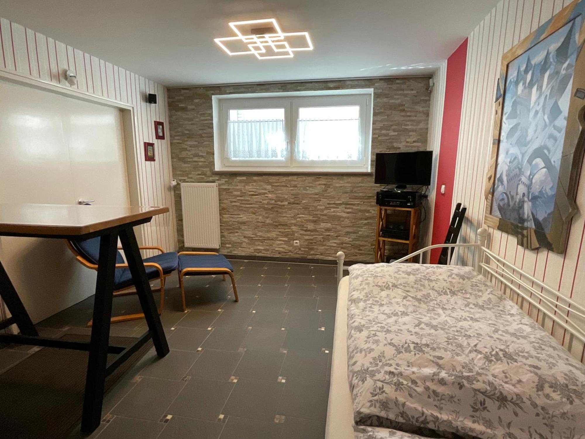 Messe-Apartment, 4 Schlafzimmer, 80 Qm, Garten - 6 Km Zur Messe, Verkehrsguenstig, Ruhig, Parkplaetze Norimberk Exteriér fotografie
